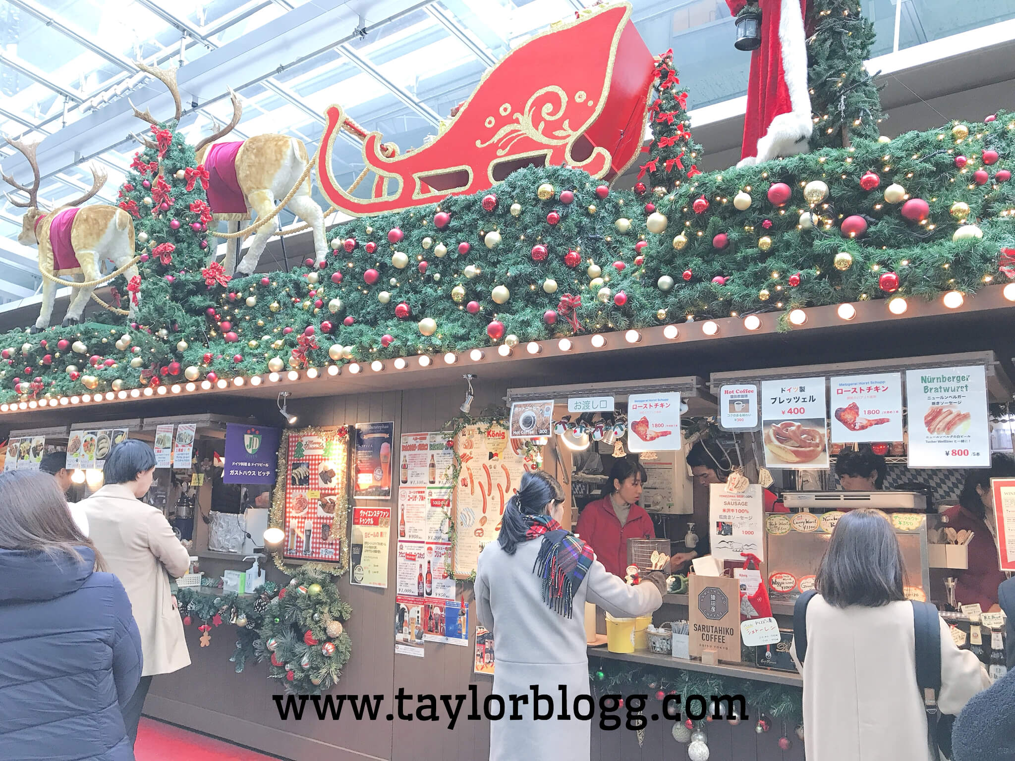 六本木ヒルズ 本場ドイツのクリスマス雑貨とフードを楽しむ19クリスマスマーケット Taylor Blogg
